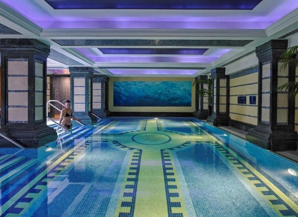 Killarney Towers Hotel & Leisure Centre Exterior photo